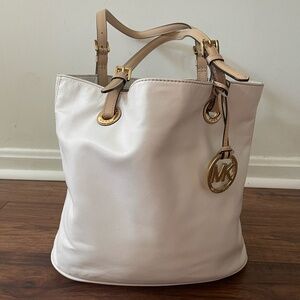 White Michael Kors Tote Bag